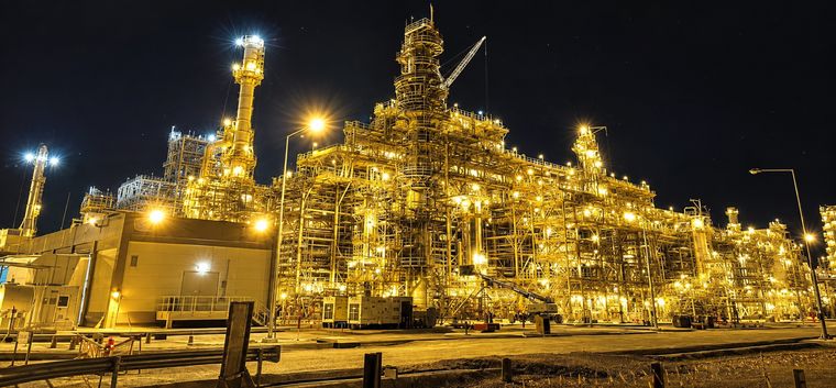 Illuminated process plant at night on a Handasat Al Saad project site in Iraq